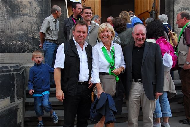 Vor der Frauenkirche traf ich als erste Nordh&auml;userin OB Barbara Rinke mit Ehemann