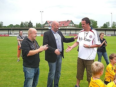 Pokal &uuml;berreicht