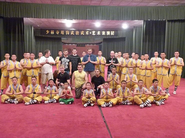 K&auml;mpfen mit M&ouml;nchen