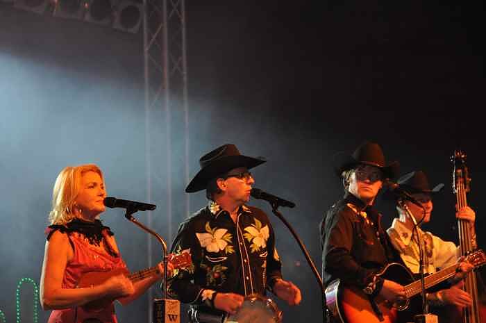 Texas Lighning Live im Gehege