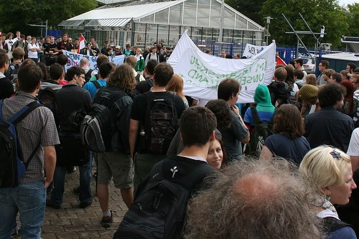 "Feier" auf dem Campus