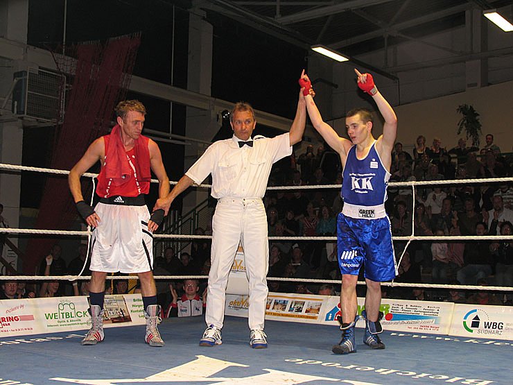 Tabellenspitze behauptet