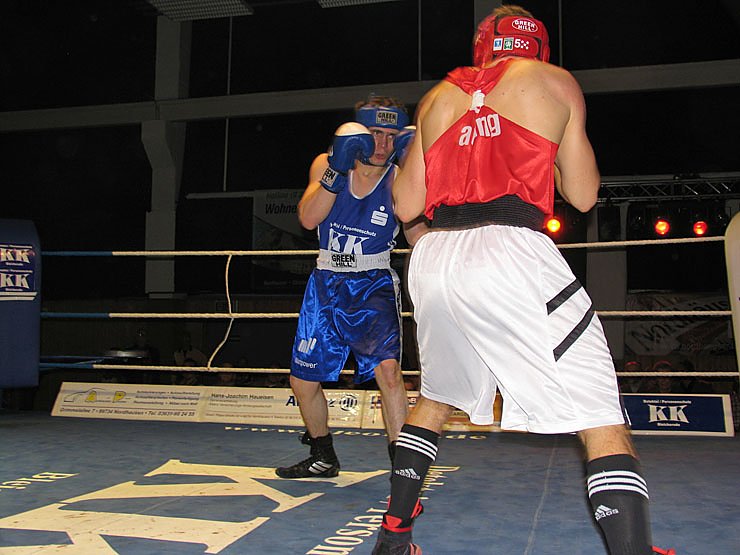 Tabellenspitze behauptet