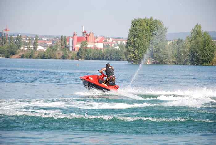 Bikes auf dem Scheunenhof