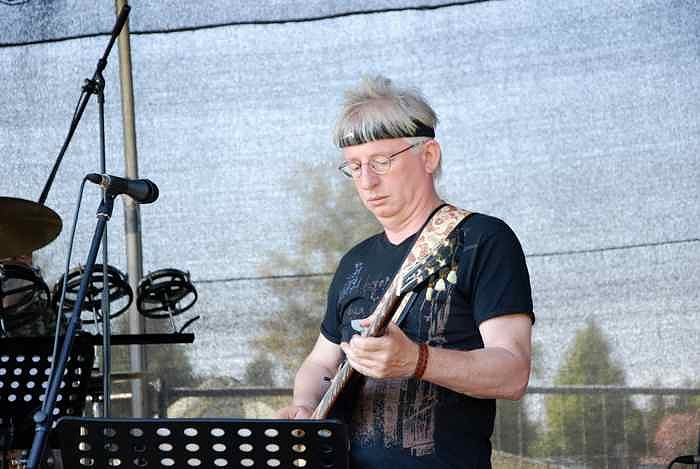 Bikes auf dem Scheunenhof