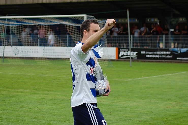 Fu&szlig;ball-Krimi im AKS