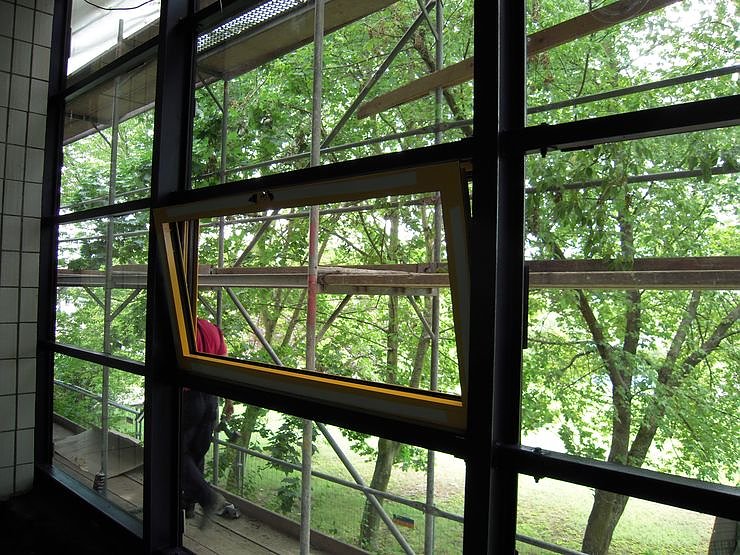 Schwimmhalle wieder ge&ouml;ffnet