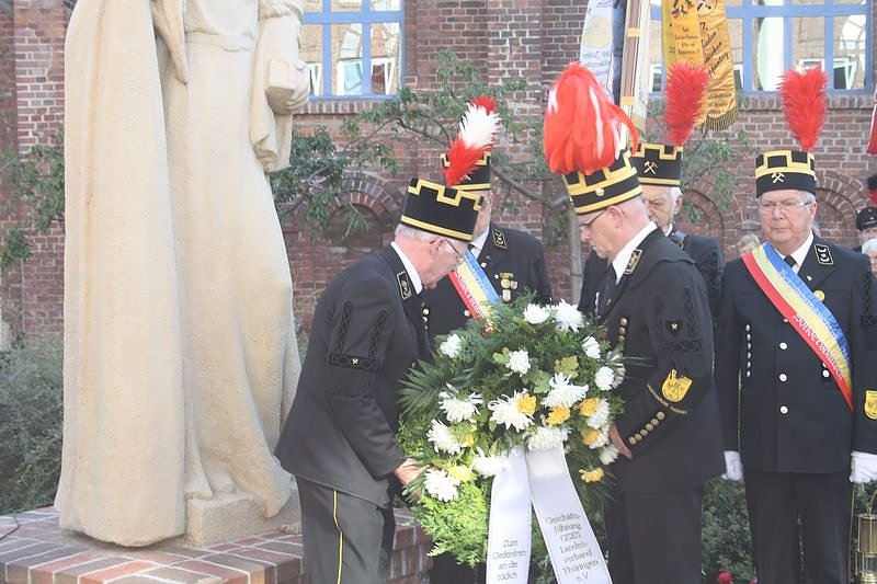 Der Toten Kameraden gedacht