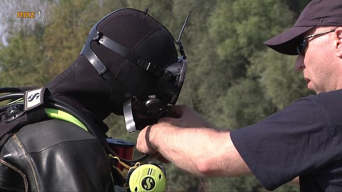 Gro&szlig;aufgebot bei Suche nach Ertrunkenem