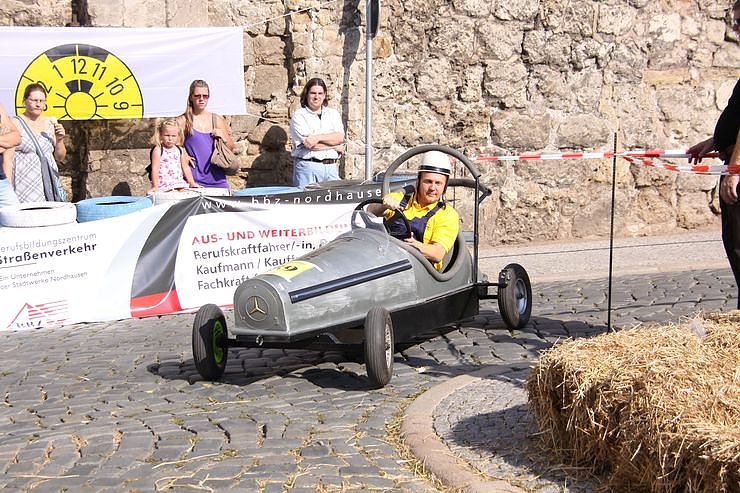 Die scharfe Kurve 2011