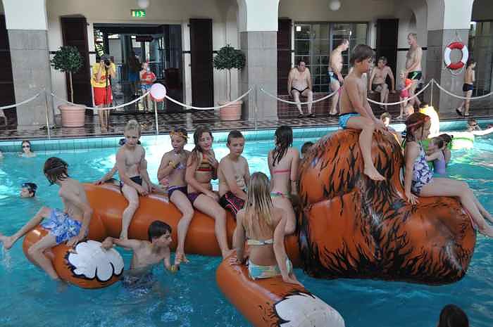 Knax Party im Badehaus