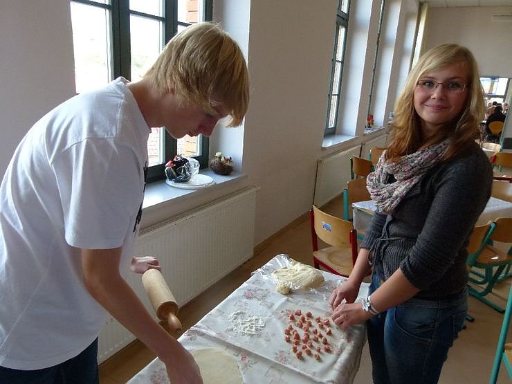 handgemachte Pelmeni im Nordh&auml;user Russischunterricht