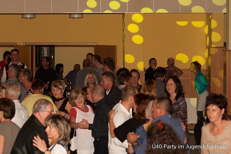 &Uuml;ber 40