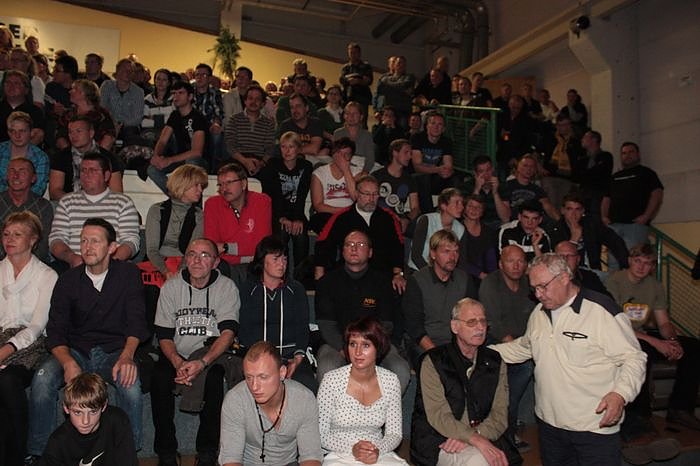 Traumhafter Start der NSV-Boxer