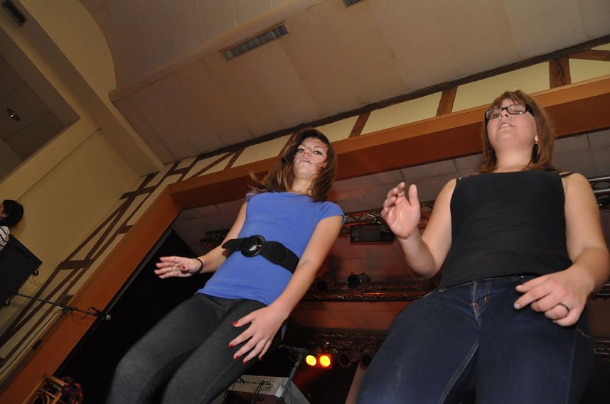 Junge Party im Klubhaus