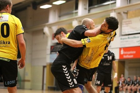 Niederlage in eigener Halle