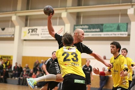 Niederlage in eigener Halle