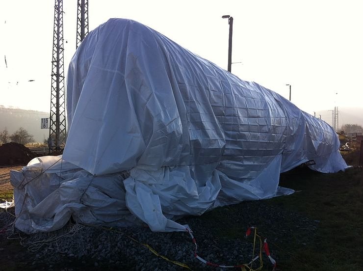 Verh&uuml;llte Ungl&uuml;ckswaggons