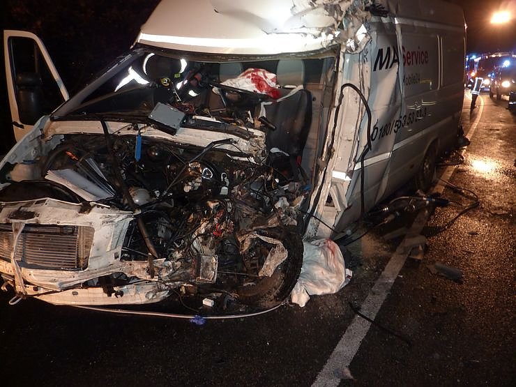 Schwerer Unfall auf der B 4