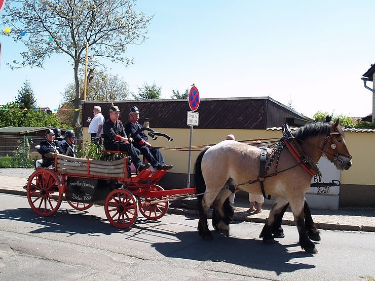 850 Jahre Bielen in einem Zug