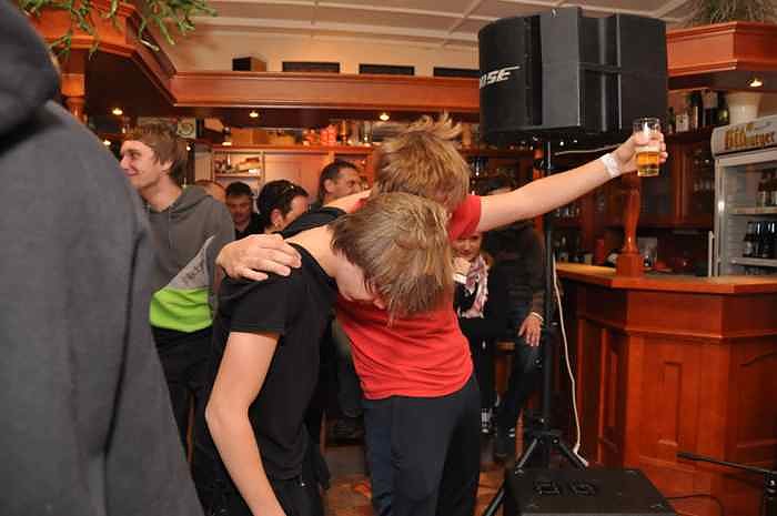 Hardcore im Alten Konsum Leimbach