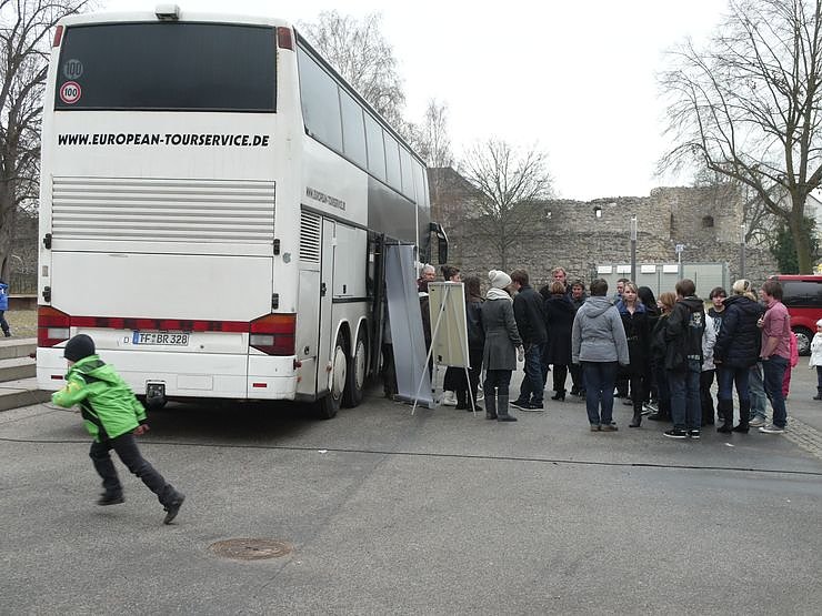 Informationen im und am Bus