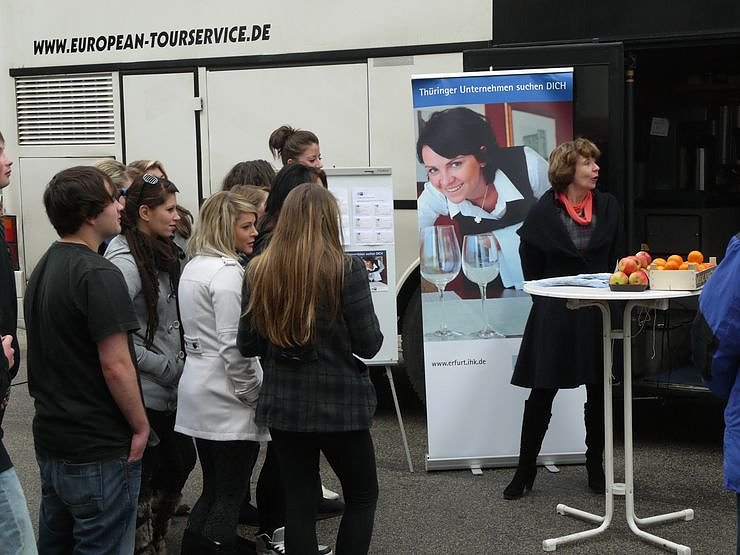 Informationen im und am Bus