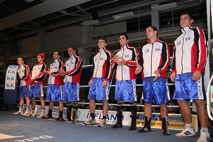 Revanche erk&auml;mpft