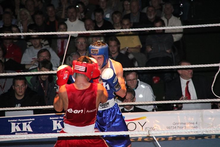 Revanche erk&auml;mpft