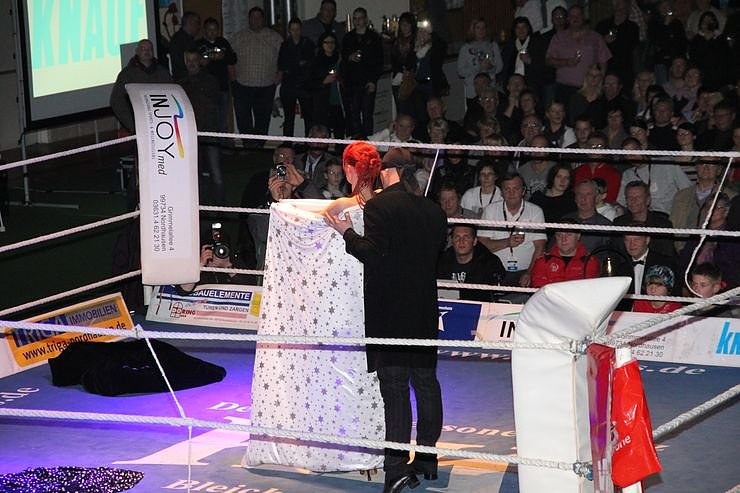 Revanche erk&auml;mpft