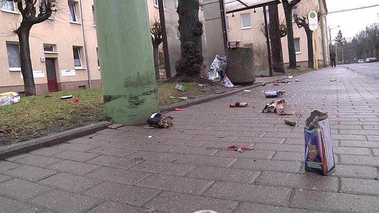 B&ouml;llerabfall auf den Stra&szlig;en