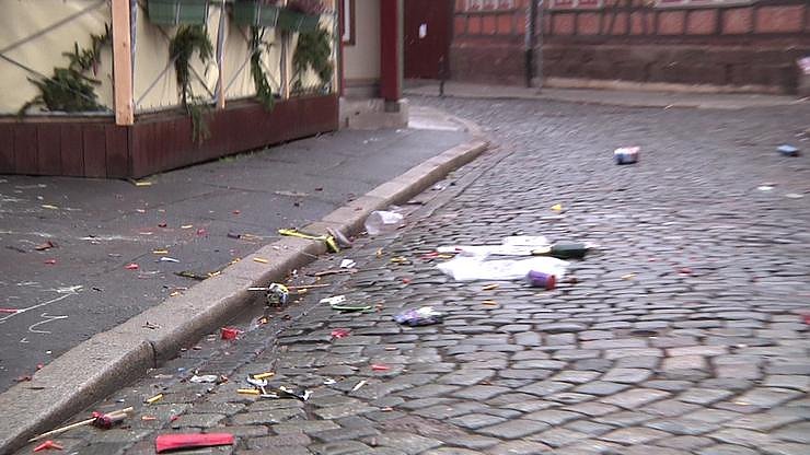 B&ouml;llerabfall auf den Stra&szlig;en