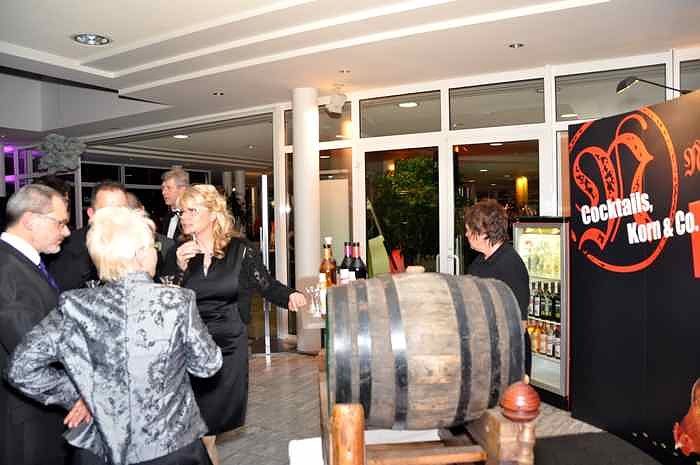 &Auml;rzte- und Apothekerball im Autohaus Peter