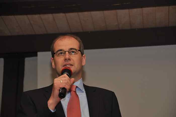 Der B&uuml;rgermeister ist 40 Jahre