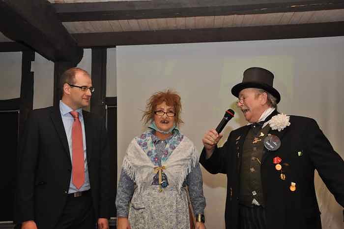 Der B&uuml;rgermeister ist 40 Jahre