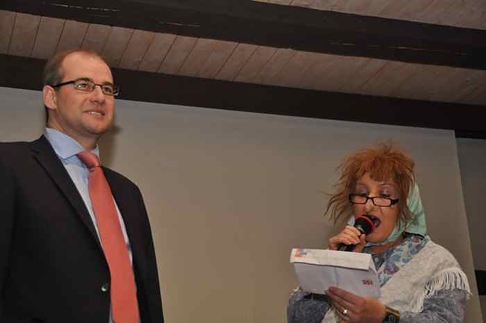 Der B&uuml;rgermeister ist 40 Jahre