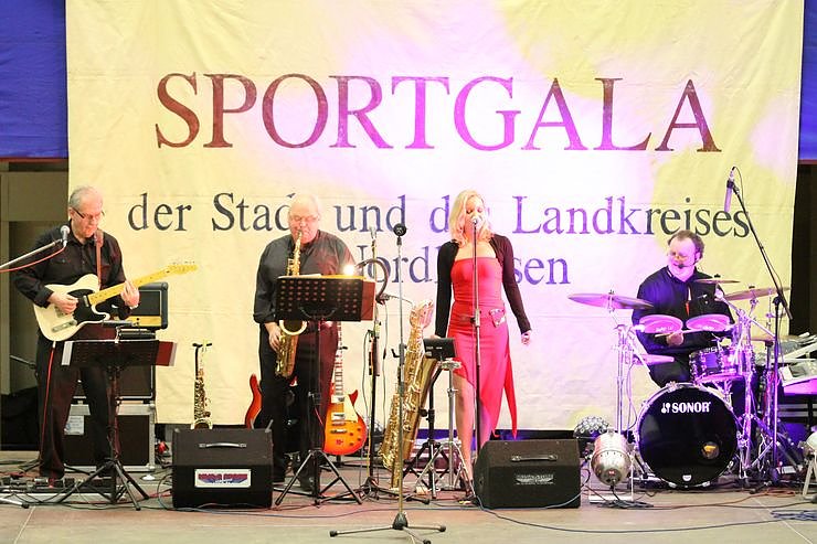 Span und Spannung unterm Hallendach