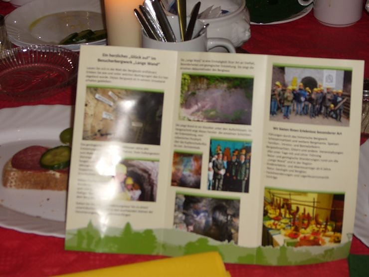 Neuer Flyer &uuml;bergeben