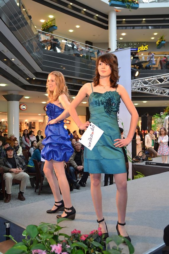 Mode, Mehr und Jugendweihe