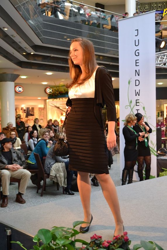 Mode, Mehr und Jugendweihe