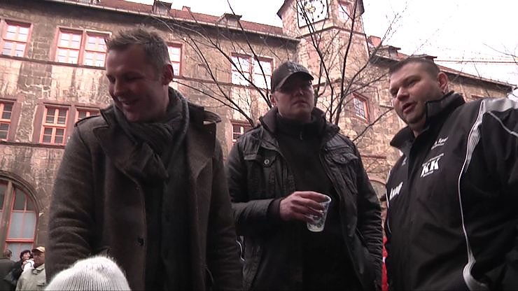 Empfang vor dem Nordh&auml;user Rathaus