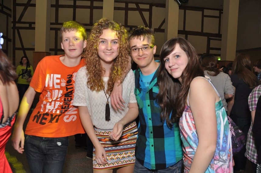 Fette junge Party im Klubhaus