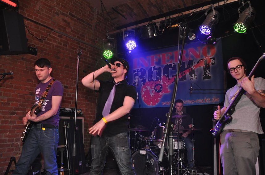 InfernoRockt in der Destille