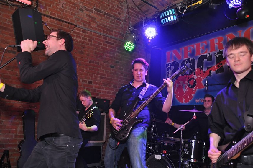 InfernoRockt in der Destille