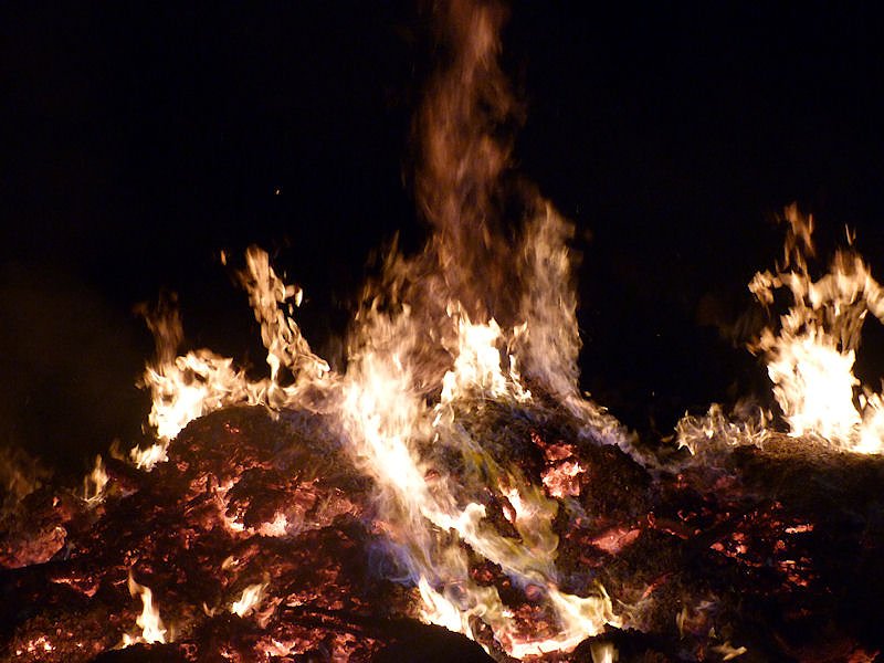 Osterfeuer in Nordhausen-Nord