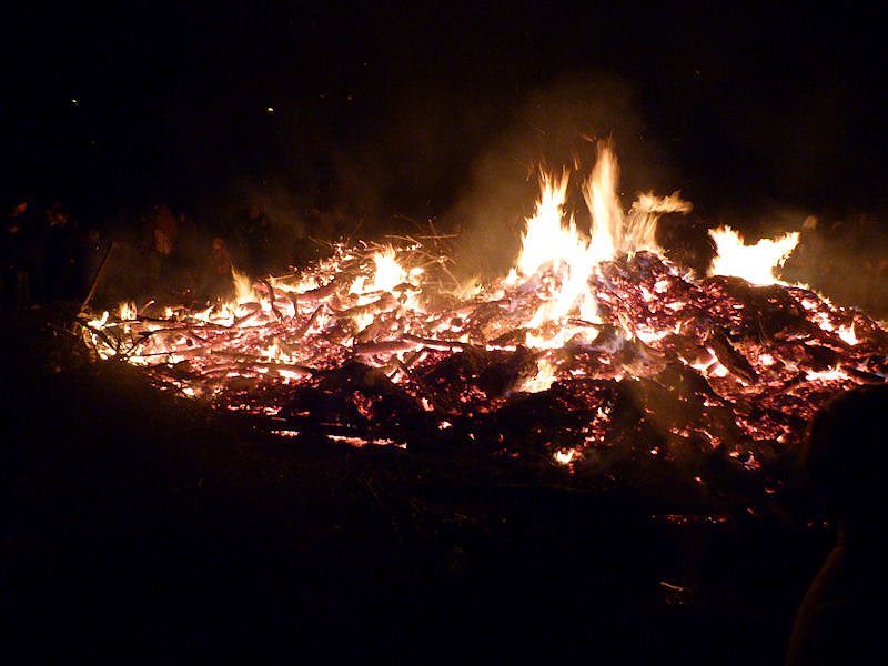 Osterfeuer in Nordhausen-Nord
