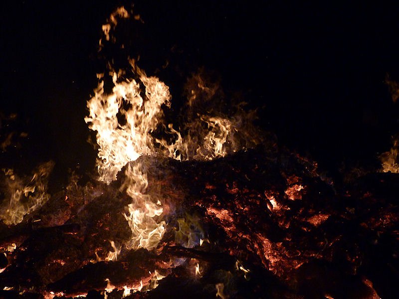 Osterfeuer in Nordhausen-Nord