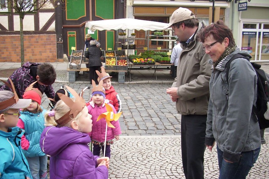 Wahlkampf zwischen Blumen und Radieschen