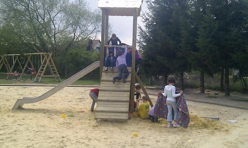 Neue Spielger&auml;te f&uuml;r Schulhort