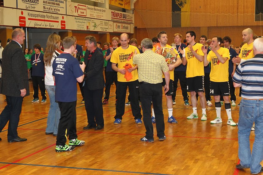 Abschied und Begr&uuml;&szlig;ung